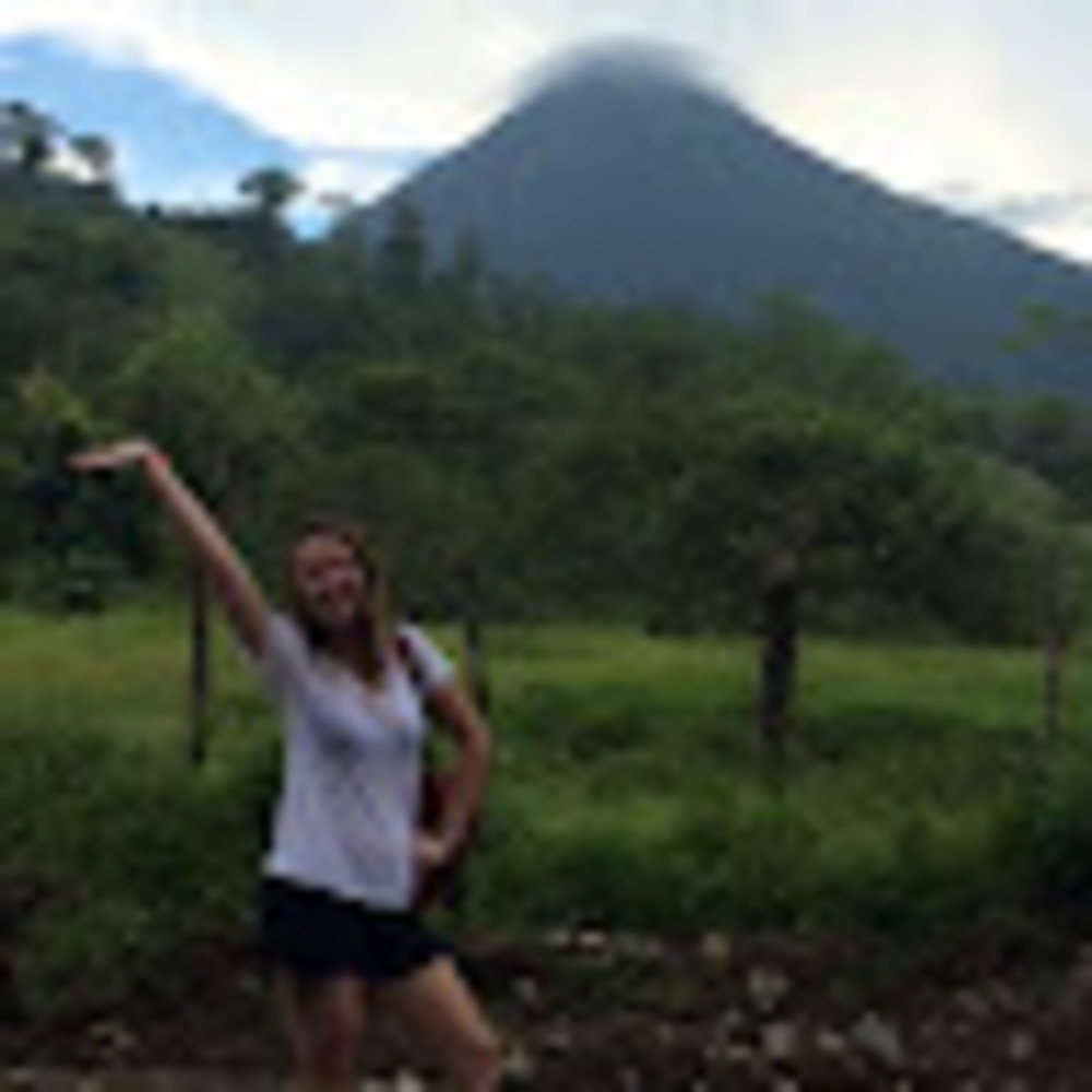 Meet your Posher, Brooke